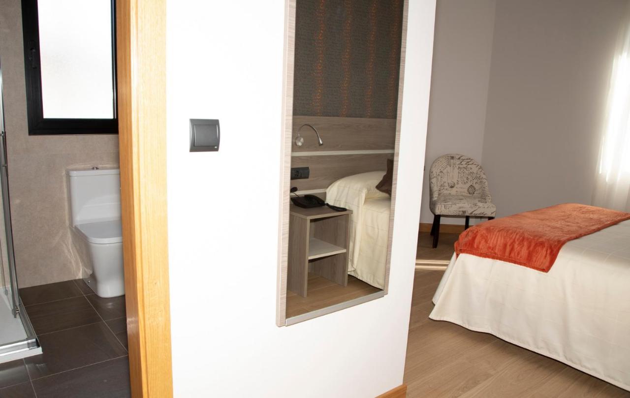 Hotel Mercedes Камарго Экстерьер фото