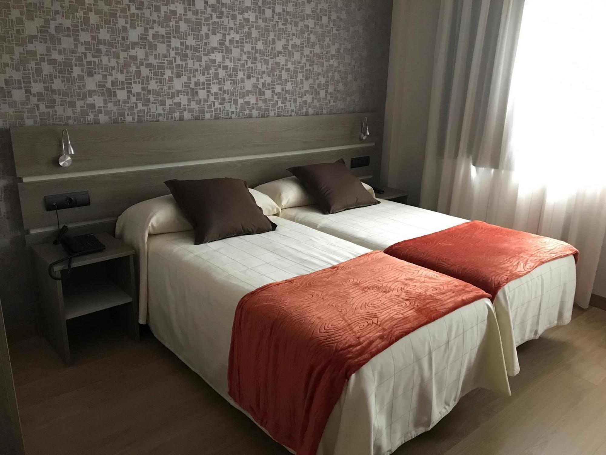 Hotel Mercedes Камарго Номер фото